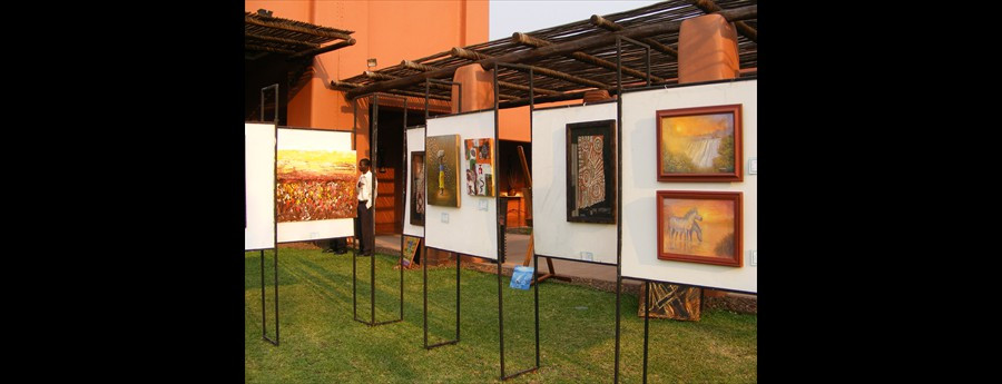 2008 Sep Zambezi Sun Hotel 0809270557